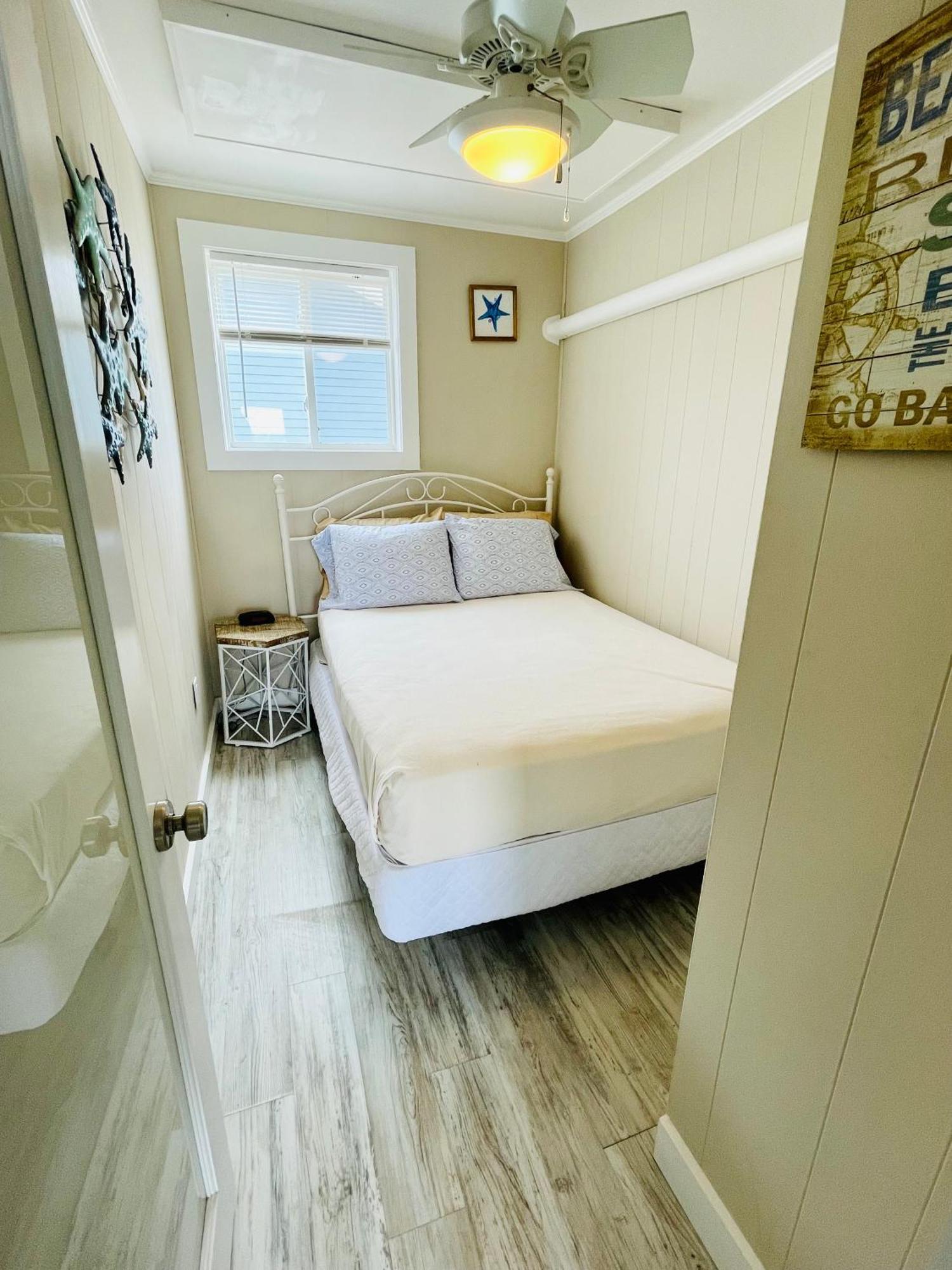 The Garlands Motel 데니스 포트 외부 사진