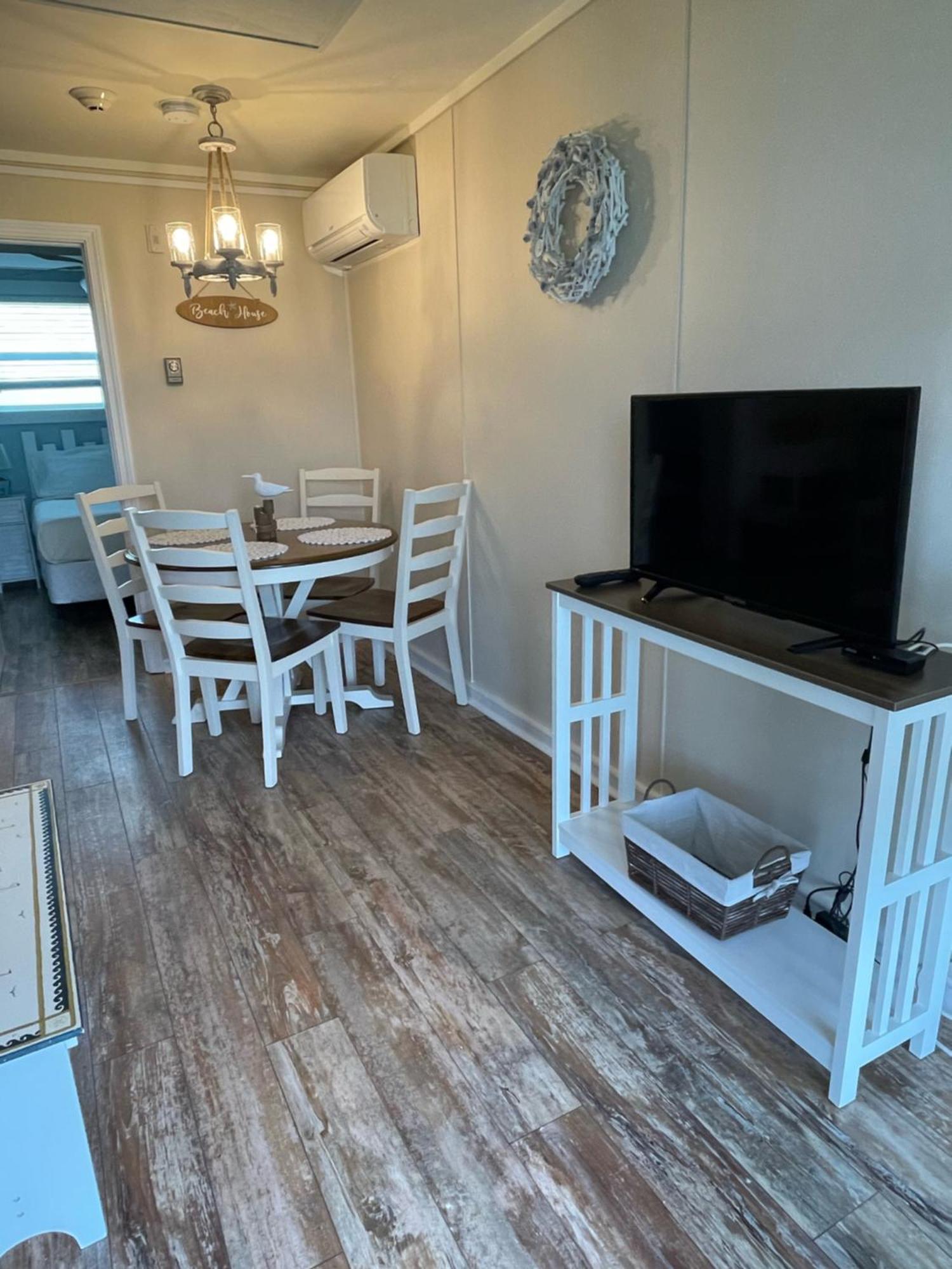The Garlands Motel 데니스 포트 객실 사진