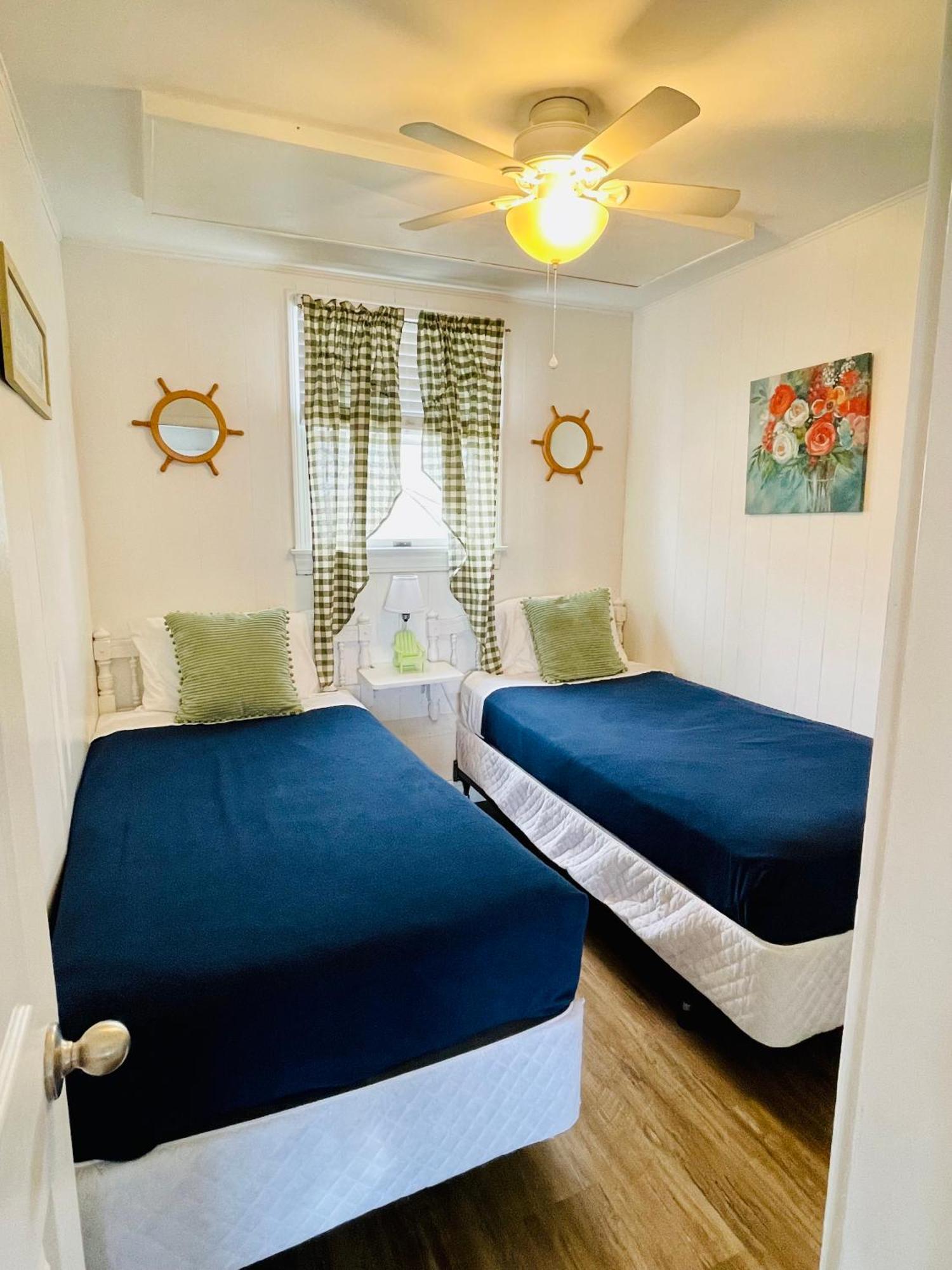 The Garlands Motel 데니스 포트 객실 사진